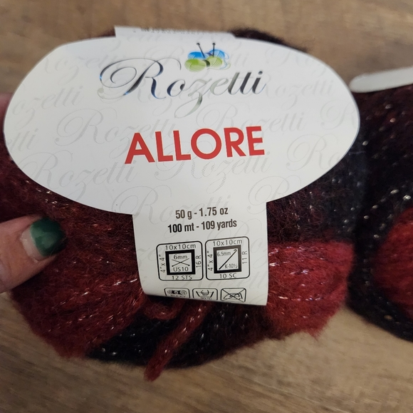 Rozetti Allore Yarn (2) - Picture 3 of 4